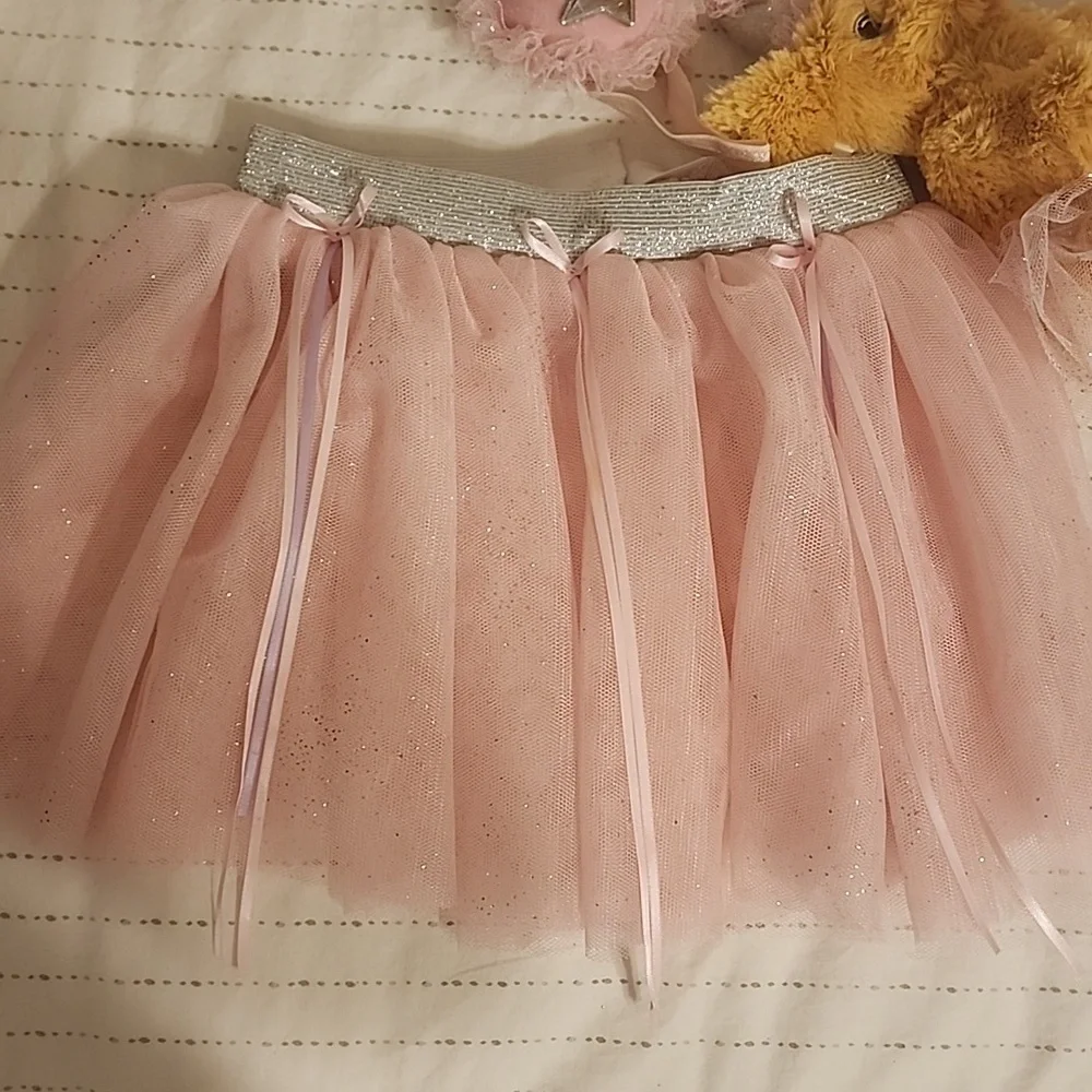 Pink skirt with matching teddy bear and head band size 3-4 T - Picture 2 of 4